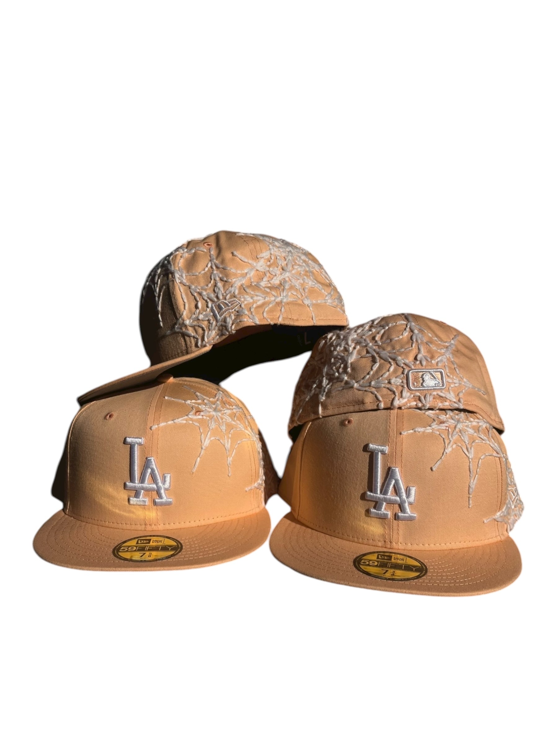 Peach Scab Scatter Web Fitted